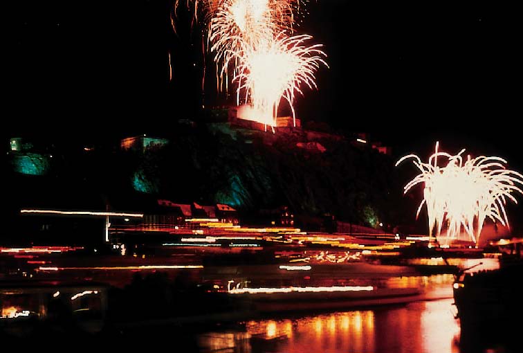 Rhein in Flammen