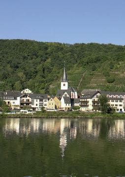 Rhein in Flammen